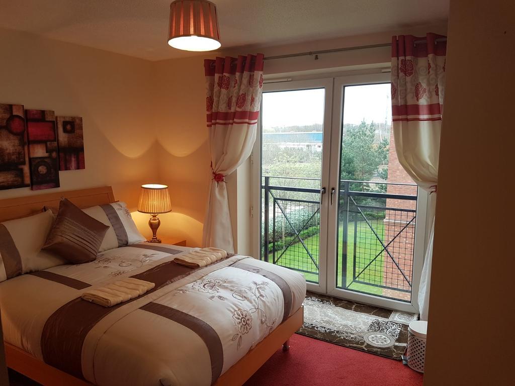 Edinburgh City Deluxe Apartment Exterior photo