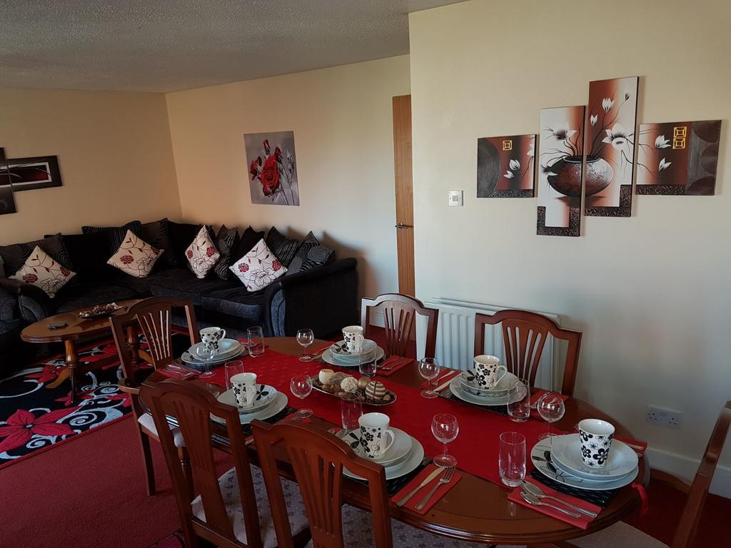Edinburgh City Deluxe Apartment Exterior photo